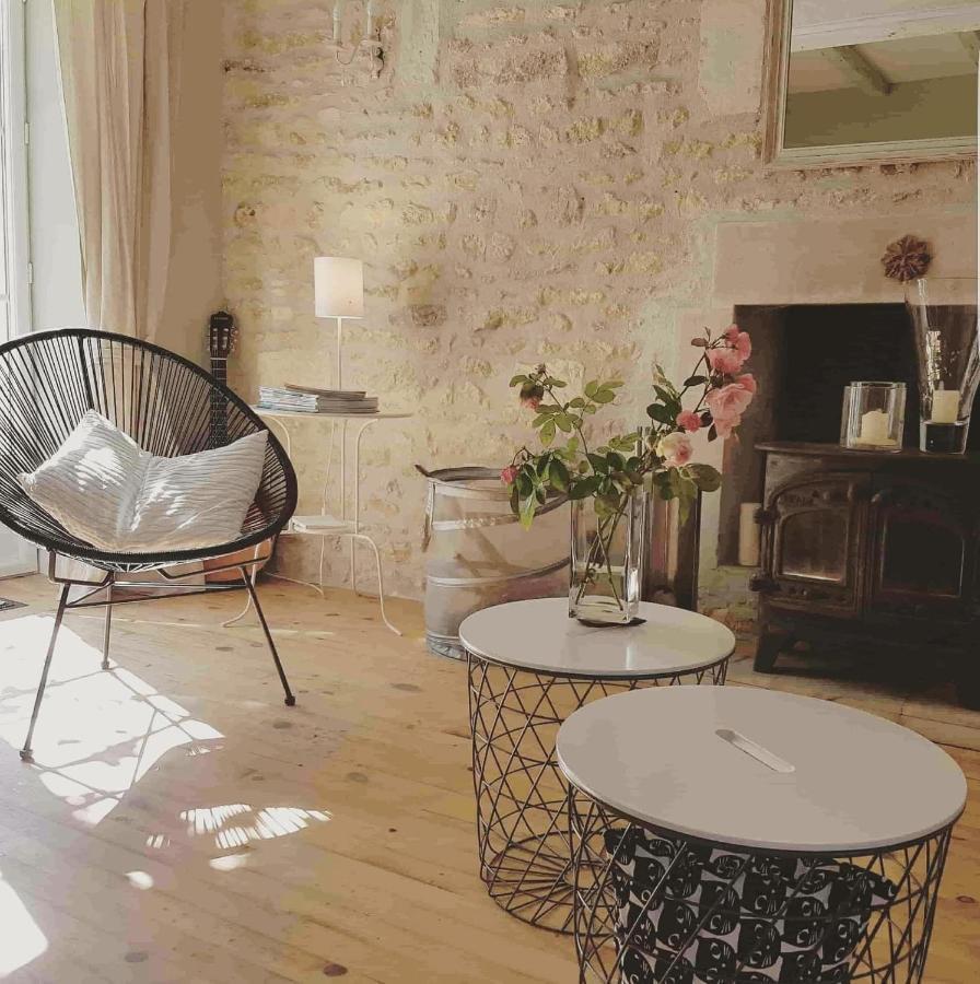 La Loge Du Grand Cedre, Chambre D'Hotes Socosy Fontcouverte  Exterior foto
